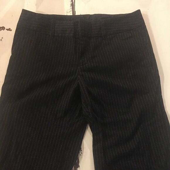 Vintage Guess size 27 wide leg Bermuda shorts pin striped black - Picture 4 of 9